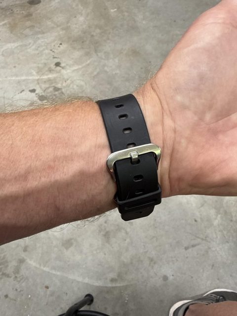 Foto de Dana con su reloj