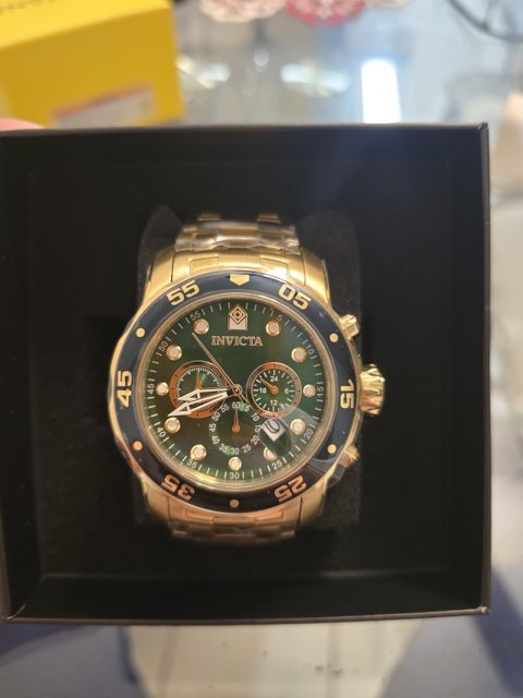 Foto de El P. con su reloj